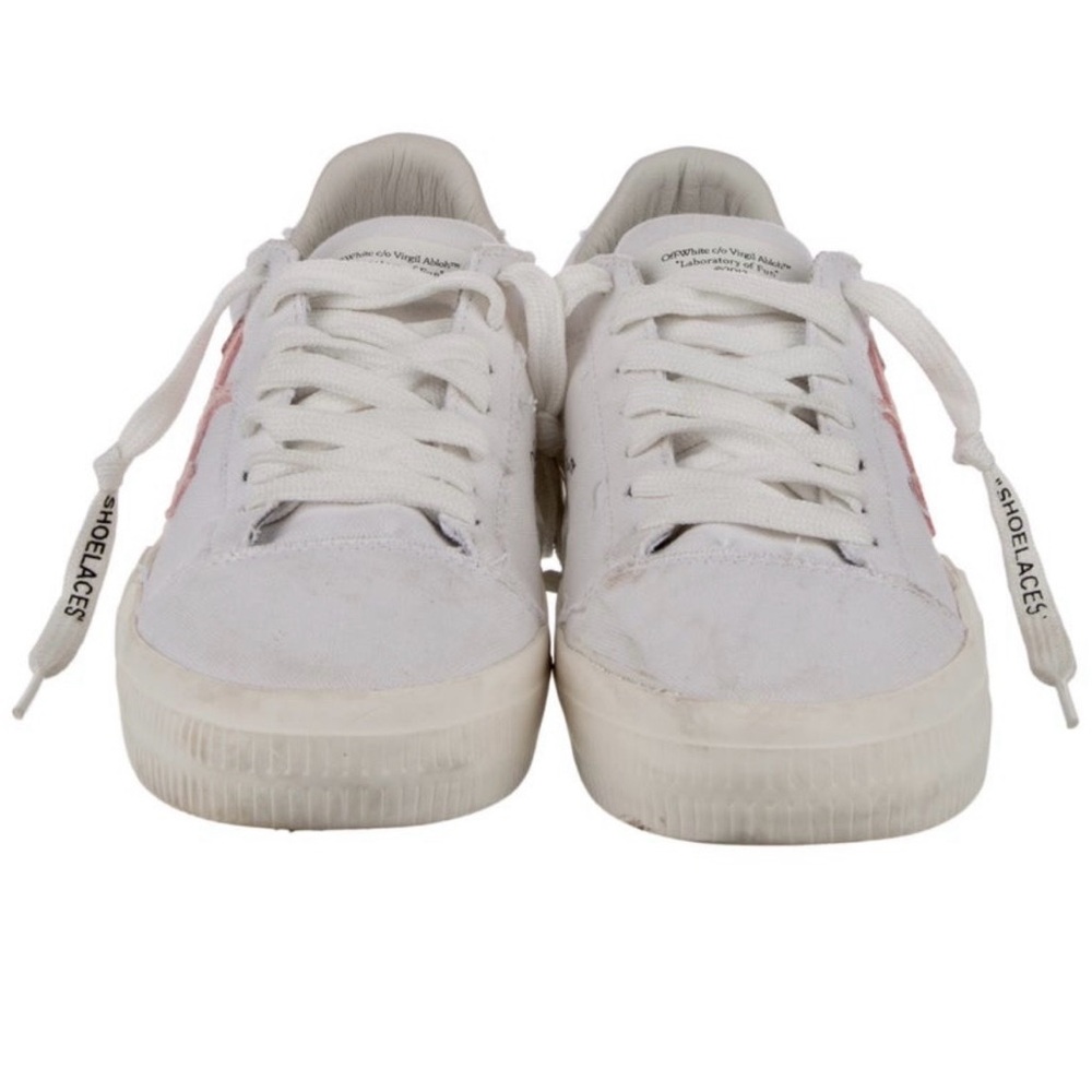 Off-White - image 3